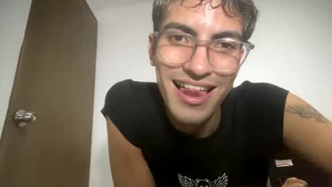 Axel  online show from 01/23/25, 12:35