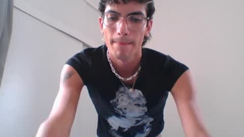 Axel  online show from 02/15/25, 08:33