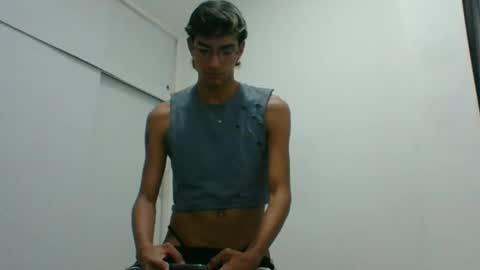 Axel  online show from 02/18/25, 02:49