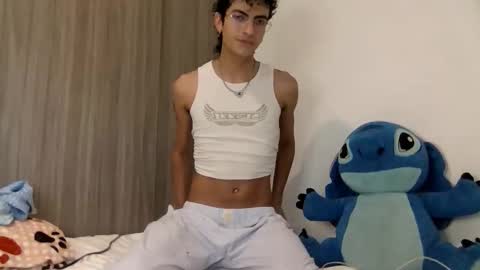 Axel  online show from 02/14/26, 11:01