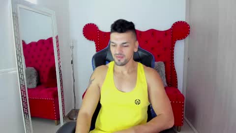 Snapshot of axelwinters_ chatting on 07/25/26, 01:08 Axel online show from 07/25/26, 01:08