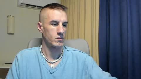 Axl online show from 05/03/26, 11:33