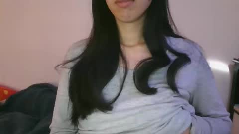 axue online show from 02/26/25, 01:52