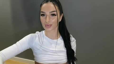 Ayabellle online show from 01/28/25, 11:50