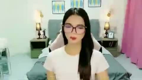 Snapshot of ayah_slut chatting on 07/17/26, 01:29 ayah_slut online show from 07/17/26, 01:29