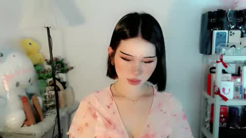 AYAHOSHILOVESYOU online show from 02/15/26, 07:51