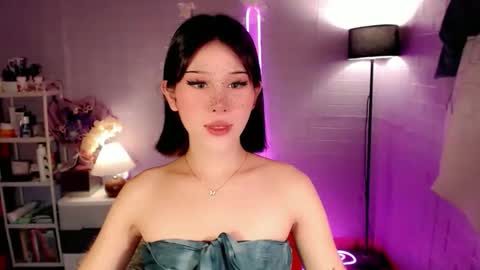 AYAHOSHILOVESYOU online show from 04/08/26, 06:13