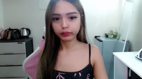 ayalvrs18 online show from 09/09/25, 01:43