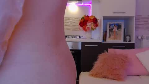 Snapshot of ayannajoyy chatting on 01/22/25, 08:06 Ayanna online show from 01/22/25, 08:06