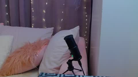 Snapshot of ayannajoyy chatting on 02/27/25, 08:42 Ayanna online show from 02/27/25, 08:42