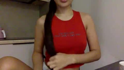 ayashell online show from 11/05/25, 10:15