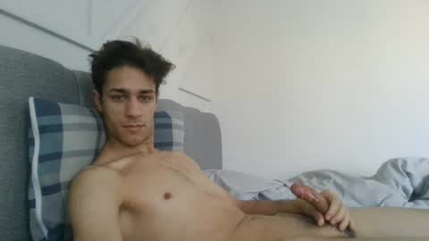 Snapshot of ayazdemir chatting on 01/03/25, 08:54 Ayaz online show from 01/03/25, 08:54