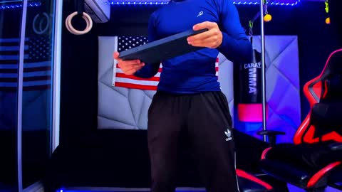 Ayden Miller online show from 01/20/25, 03:18