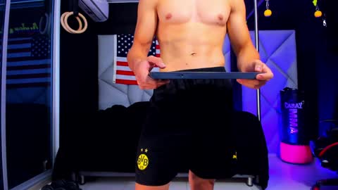 Ayden Miller online show from 02/05/25, 04:58