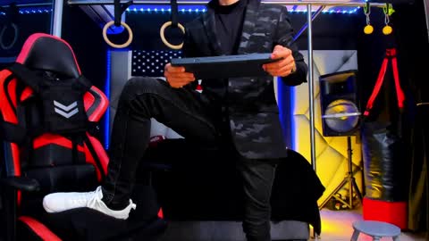 Ayden Miller online show from 03/30/26, 03:40