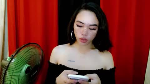 Snapshot of ayesha_x chatting on 10/24/25, 06:15 ayesha_x online show from 10/24/25, 06:15