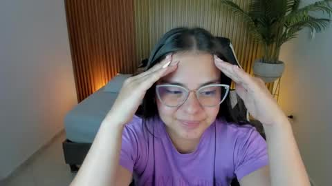 Alyda Jaramillo online show from 01/31/25, 08:54