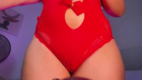 Alyda Jaramillo online show from 04/17/26, 08:45