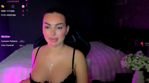  Ayla Demir  online show from 02/15/26, 09:55