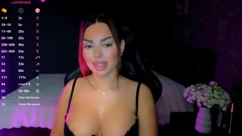  Ayla Demir  online show from 02/25/26, 09:46