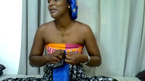 ayla_tyla online show from 06/07/26, 12:53