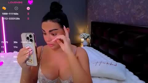 Ayla online show from 10/04/25, 07:56