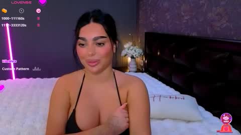 Ayla online show from 10/14/25, 07:03