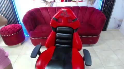 Snapshot of aylanny_m chatting on 06/16/26, 03:47 aylanny_m online show from 06/16/26, 03:47