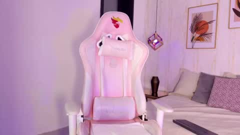 Ayleen online show from 10/04/25, 01:20