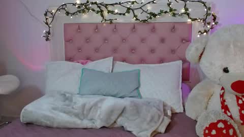 AYLEEN    online show from 04/11/26, 07:45