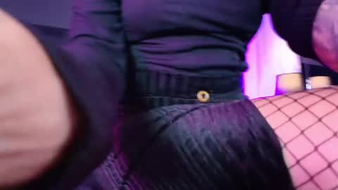 Aylen online show from 04/21/26, 07:39