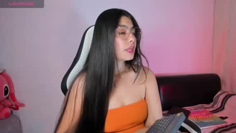 Snapshot of aylenmiller_ chatting on 07/14/26, 02:05 Aylen online show from 07/14/26, 02:05