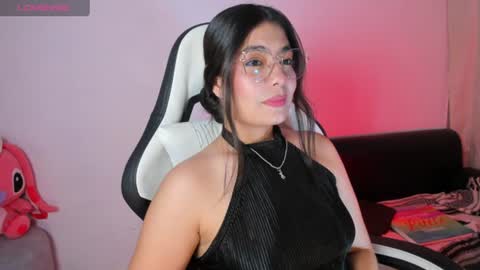 Snapshot of aylenmiller_ chatting on 08/05/26, 01:08 Aylen online show from 08/05/26, 01:08
