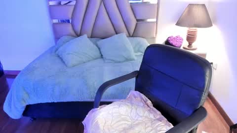 Aylin online show from 03/03/25, 09:05