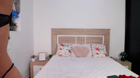 Snapshot of aylin_ross chatting on 09/18/25, 07:05 Aylin Ross online show from 09/18/25, 07:05