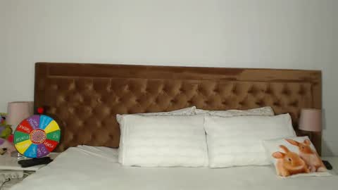 Snapshot of aylinhoney chatting on 02/23/25, 01:57 Aylin online show from 02/23/25, 01:57