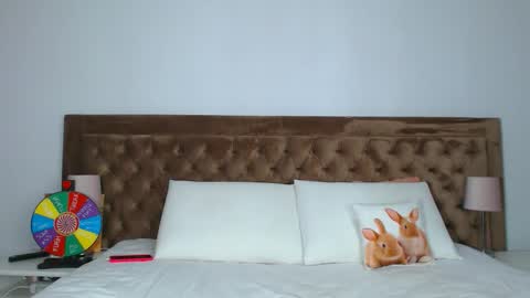 Snapshot of aylinhoney chatting on 09/15/25, 01:05 Aylin online show from 09/15/25, 01:05