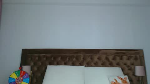 Snapshot of aylinhoney chatting on 09/16/25, 01:06 Aylin online show from 09/16/25, 01:06