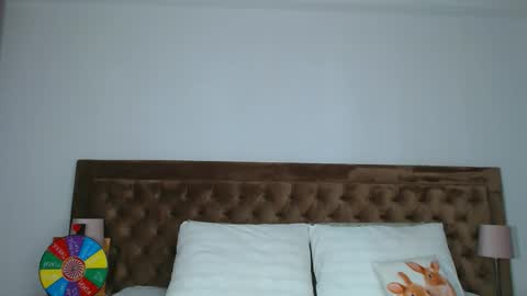 Snapshot of aylinhoney chatting on 10/13/25, 02:00 Aylin online show from 10/13/25, 02:00