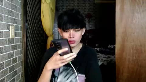 aymkyline online show from 10/17/25, 01:03