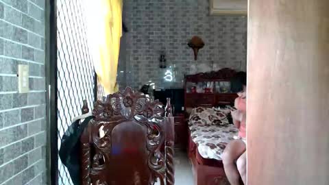 aymkyline online show from 12/04/25, 02:10