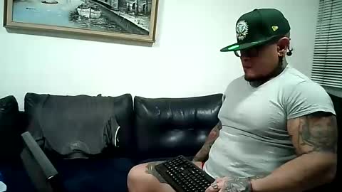 Snapshot of ayrton_naffah2 chatting on 02/21/25, 05:35 Ayrton naffah2 online show from 02/21/25, 05:35