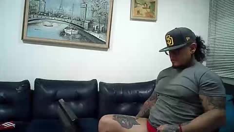 Snapshot of ayrton_naffah2 chatting on 10/01/25, 07:47 Ayrton naffah2 online show from 10/01/25, 07:47