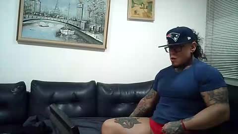 Snapshot of ayrton_naffah2 chatting on 10/04/25, 10:30 Ayrton naffah2 online show from 10/04/25, 10:30