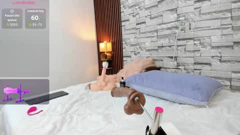 AYSHA online show from 03/14/26, 09:53