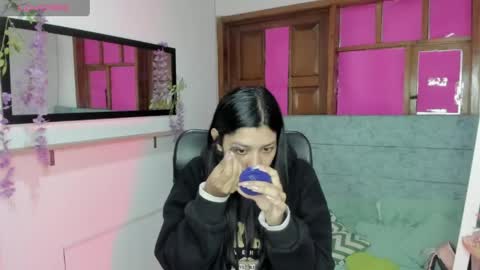 Aysha online show from 06/04/26, 03:23