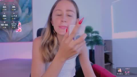 azahaara__ online show from 02/12/26, 04:24