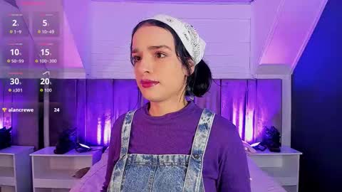 Snapshot of azahara_18 chatting on 03/26/26, 11:32 Azahara online show from 03/26/26, 11:32