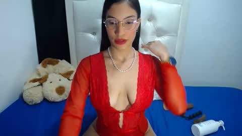 Snapshot of azahara_smith chatting on 10/21/25, 08:04 Smith online show from 10/21/25, 08:04