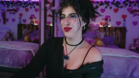 Snapshot of azaharnoor chatting on 05/25/26, 11:44 Azahar online show from 05/25/26, 11:44